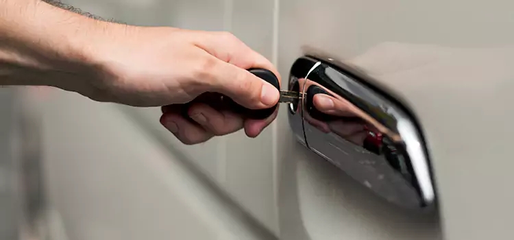 Why Choose Our Auto Locksmith Team in Waukegan, IL?